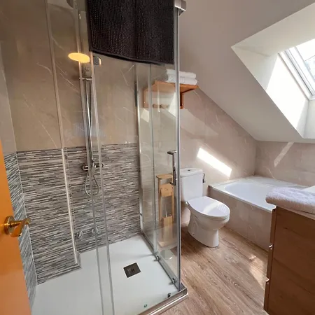 Cambaral 2d شقة *